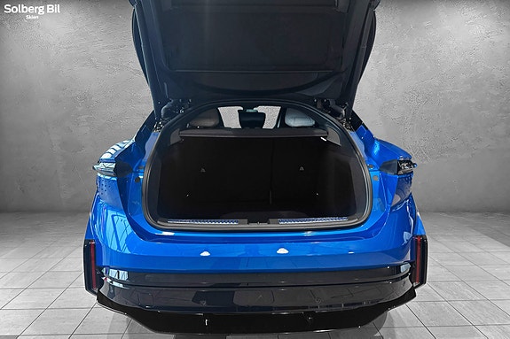 Alpine A390 6 of 30
