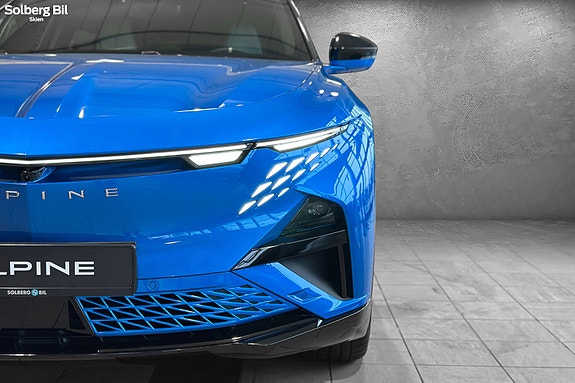 Alpine A390 14 of 30