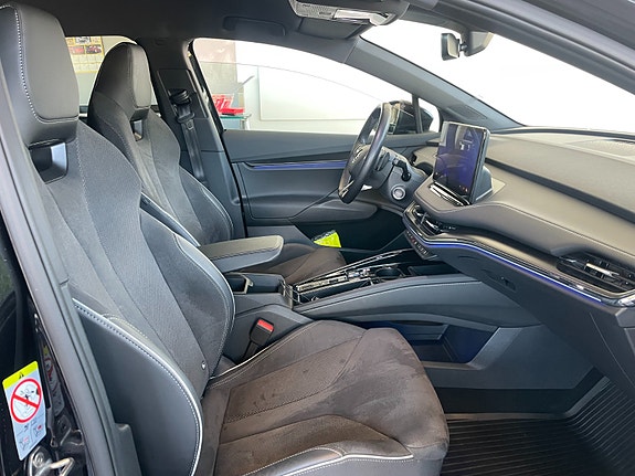 Skoda Enyaq 11 of 16