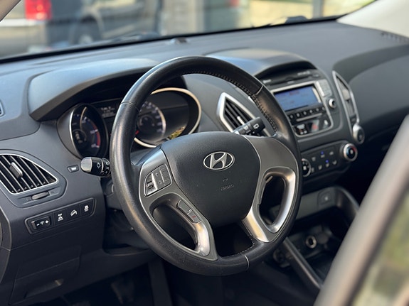 Hyundai ix35 10 of 21