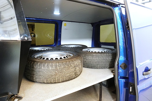 Volkswagen Transporter 25 of 29