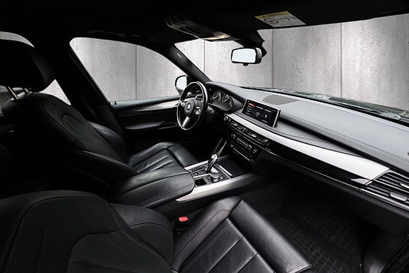 BMW X5 15 of 30