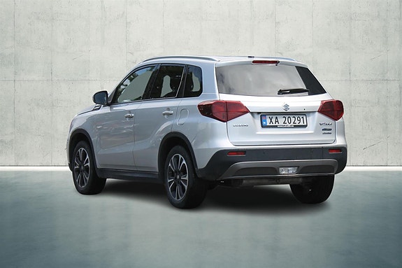 Suzuki Vitara 3 of 21