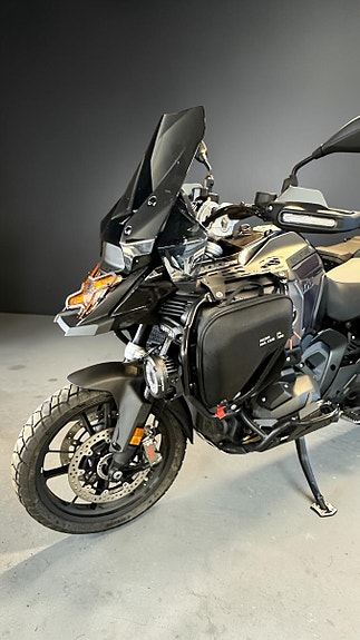 BMW R 1300 GS Adventure 10 of 21