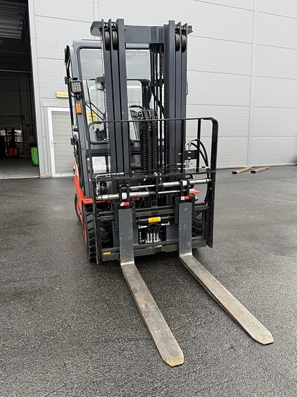 Lonking Gaffeltruck 2,5T Elektrisk 5 of 20