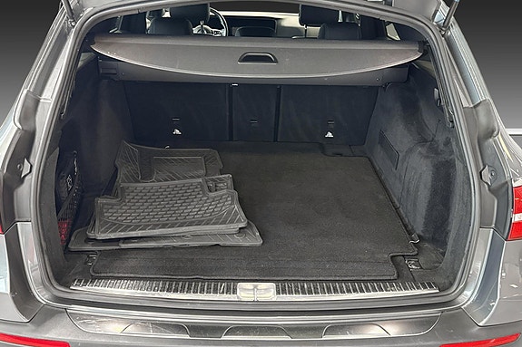 Mercedes-Benz E220 d 8 of 22