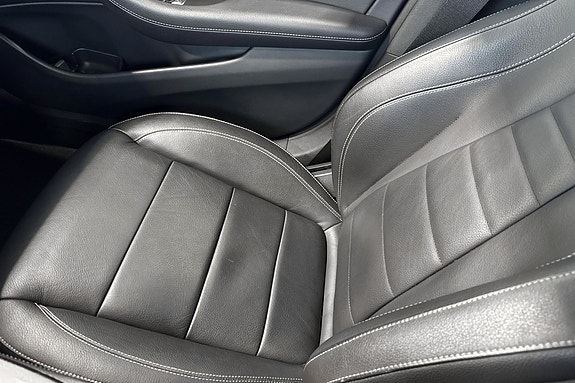 Mercedes-Benz E220 d 14 of 22