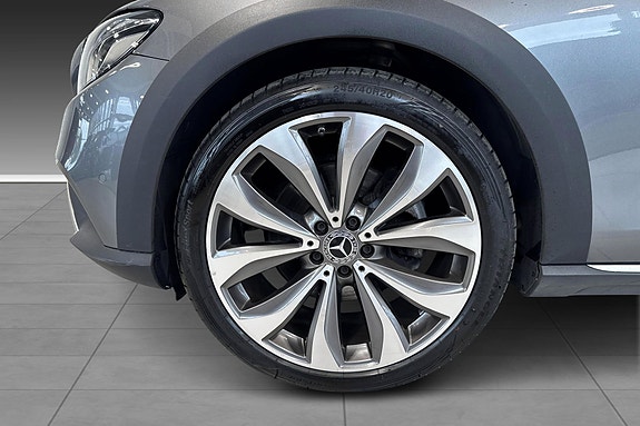 Mercedes-Benz E220 d 9 of 22