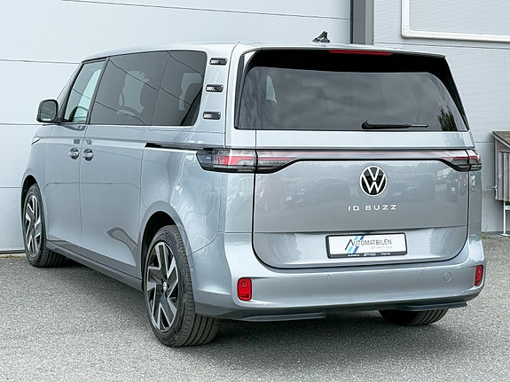 Volkswagen ID. Buzz 8 of 30