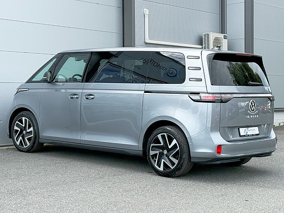 Volkswagen ID. Buzz 7 of 30