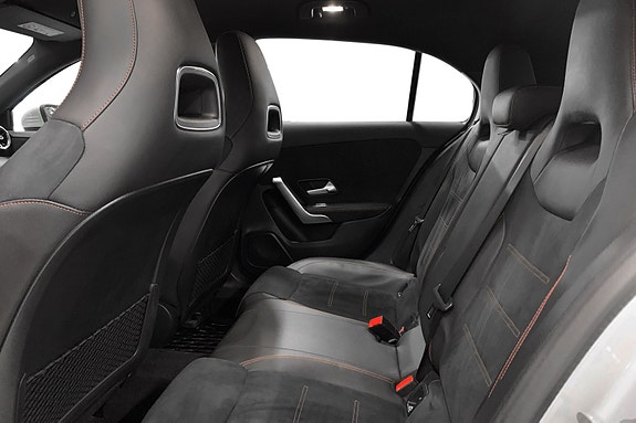 Mercedes-Benz A180 10 of 13