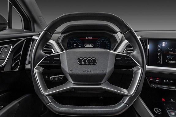 Audi Q4 e-tron 13 of 30