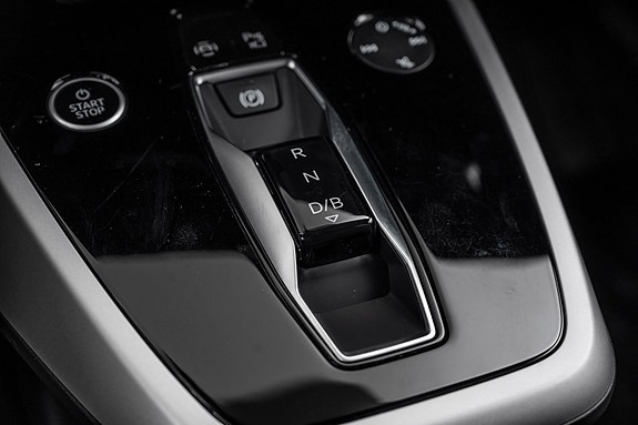 Audi Q4 e-tron 17 of 30