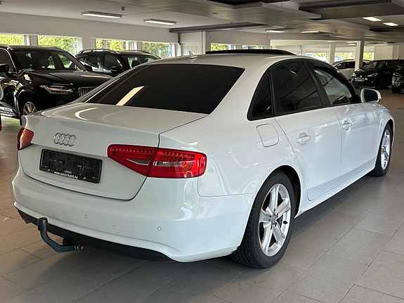Audi A4 8 of 30