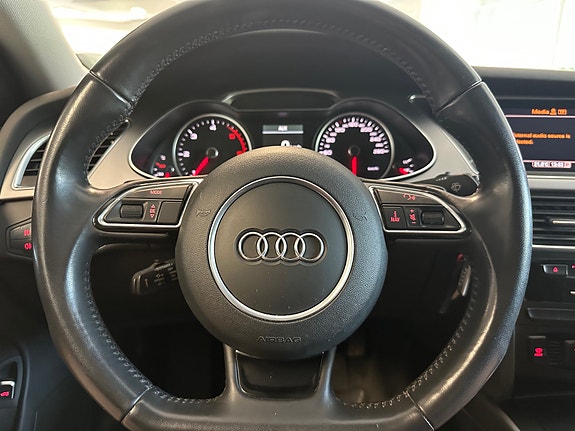 Audi A4 24 of 30
