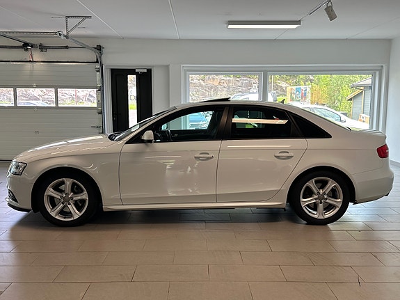 Audi A4 4 of 30
