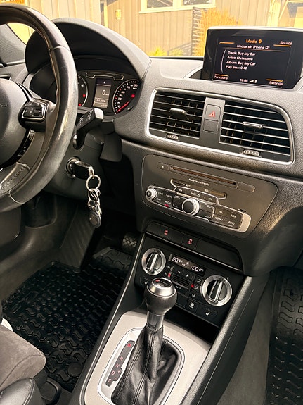 Audi Q3 16 of 29