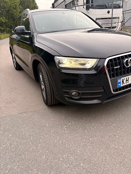 Audi Q3 4 of 29