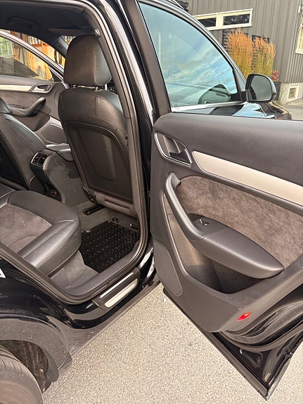 Audi Q3 21 of 29
