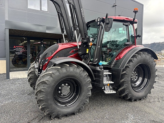 Valtra N175 Direct Twin Track 2025, kr 1 999 000,-