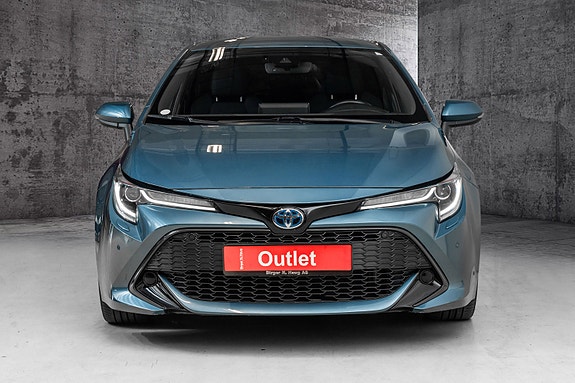 Toyota Corolla 4 of 24
