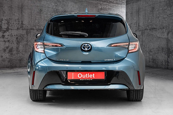 Toyota Corolla 5 of 24