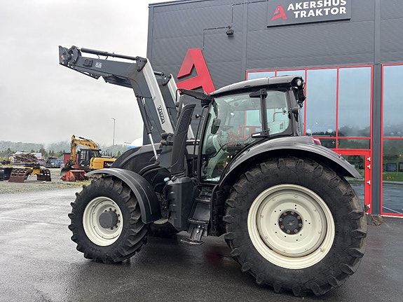 Valtra T 214 Direct 2016, kr 799 000,-