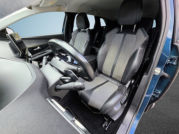 Peugeot 3008 10 of 30