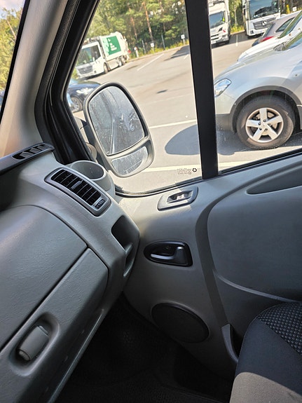 Opel Vivaro 20 of 30