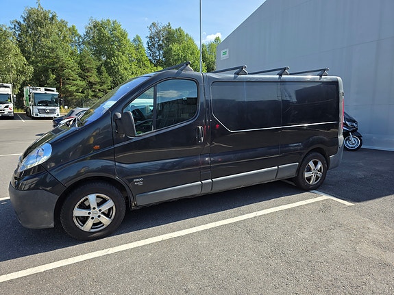 Opel Vivaro 4 of 30