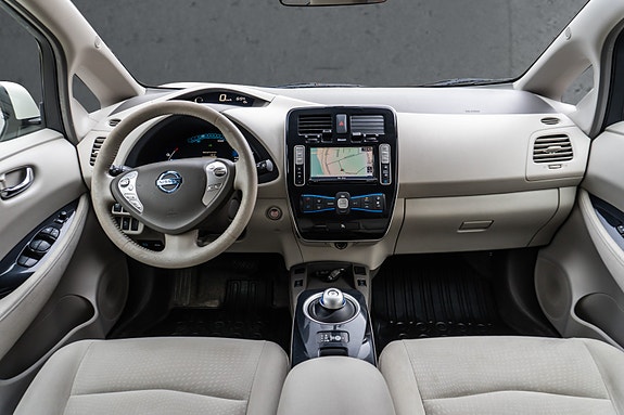 Nissan Leaf 9 of 29
