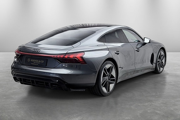 Audi e-tron GT 7 of 30
