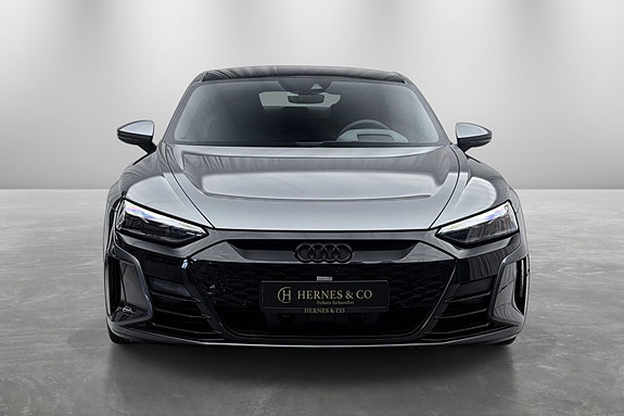 Audi e-tron GT 3 of 30