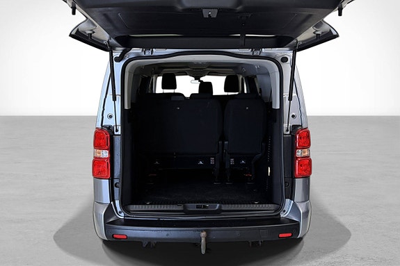 Peugeot Traveller 6 of 30