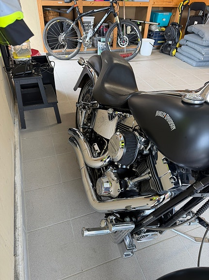Harley-Davidson FXSTD 9 of 28