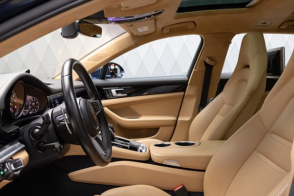 Porsche Panamera 19 of 30