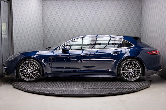 Porsche Panamera 9 of 30