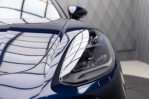 Porsche Panamera 5 of 30
