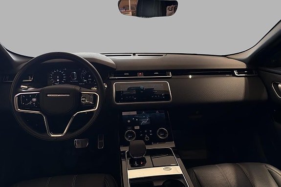Land Rover Range Rover Velar 7 of 23