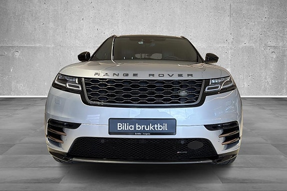 Land Rover Range Rover Velar 18 of 23
