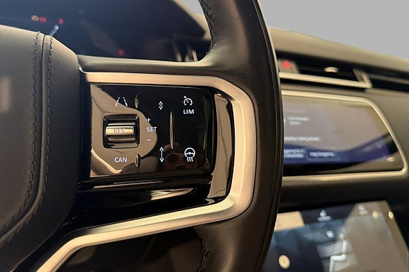 Land Rover Range Rover Velar 11 of 23