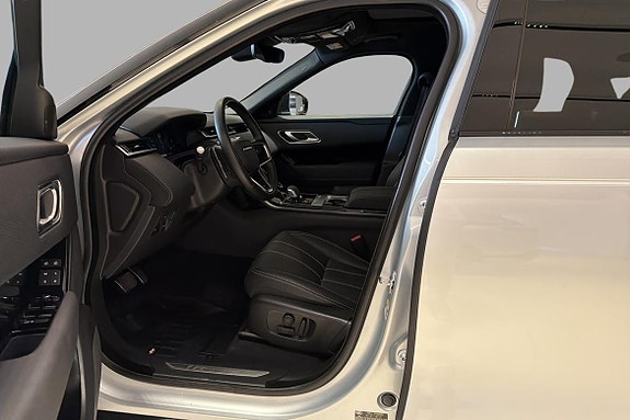 Land Rover Range Rover Velar 5 of 23