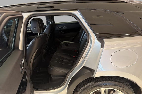 Land Rover Range Rover Velar 6 of 23