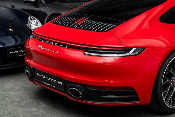 Porsche 911 9 of 30