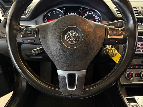 Volkswagen CC 22 of 30