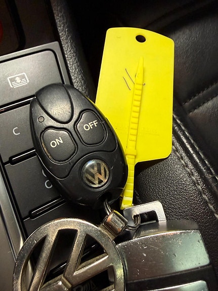 Volkswagen CC 12 of 30
