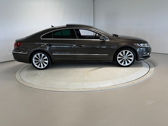 Volkswagen CC 15 of 30