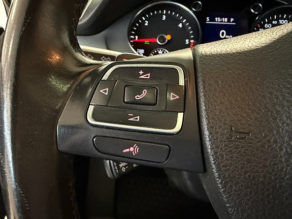 Volkswagen CC 23 of 30