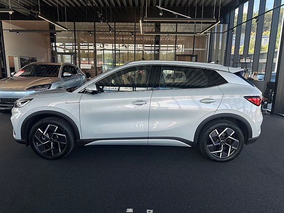BYD Atto 3 4 of 29