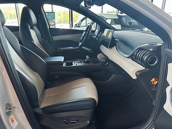 BYD Atto 3 14 of 29